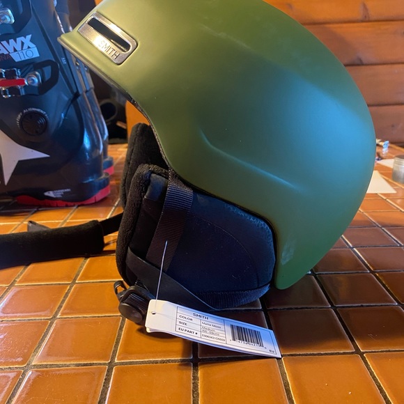 SMITH Accessories Hunter Green Ski Helmet Tags Still On Poshmark